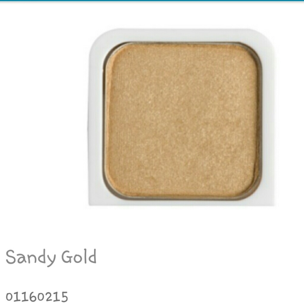 Nu Color Sandy Gold Eyeshadow